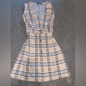 womans size M quiz dress summer